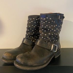 FRYE Jenna cut ankle boots 8.5